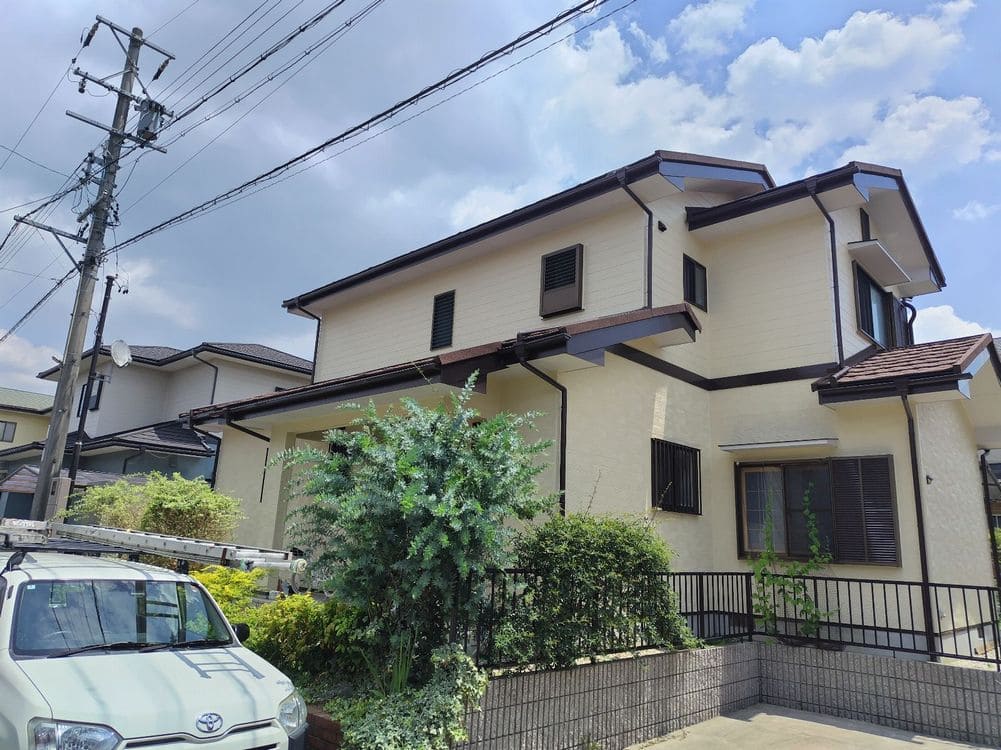 鈴鹿市_M様_施工後_外壁全体 (3) 鈴鹿市の外壁塗装をリペイント匠が施工した写真
