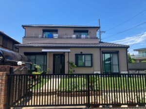 四日市市の外壁塗装をリペイント匠が施工した写真