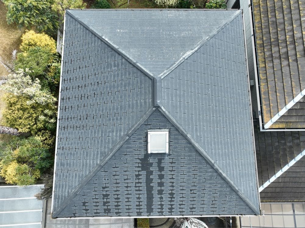 鈴鹿市_K様_施工前_屋根全体 鈴鹿市の外壁塗装、屋根塗装をリペイント匠が施工した写真