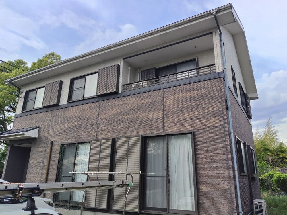 鈴鹿市の外壁塗装、屋根塗装、防水工事をリペイント匠が施工した写真