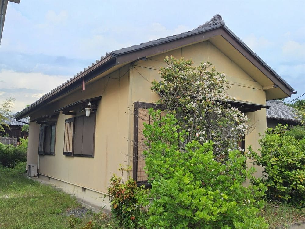 鈴鹿市の外壁塗装、屋根塗装、防水工事をリペイント匠が施工した写真