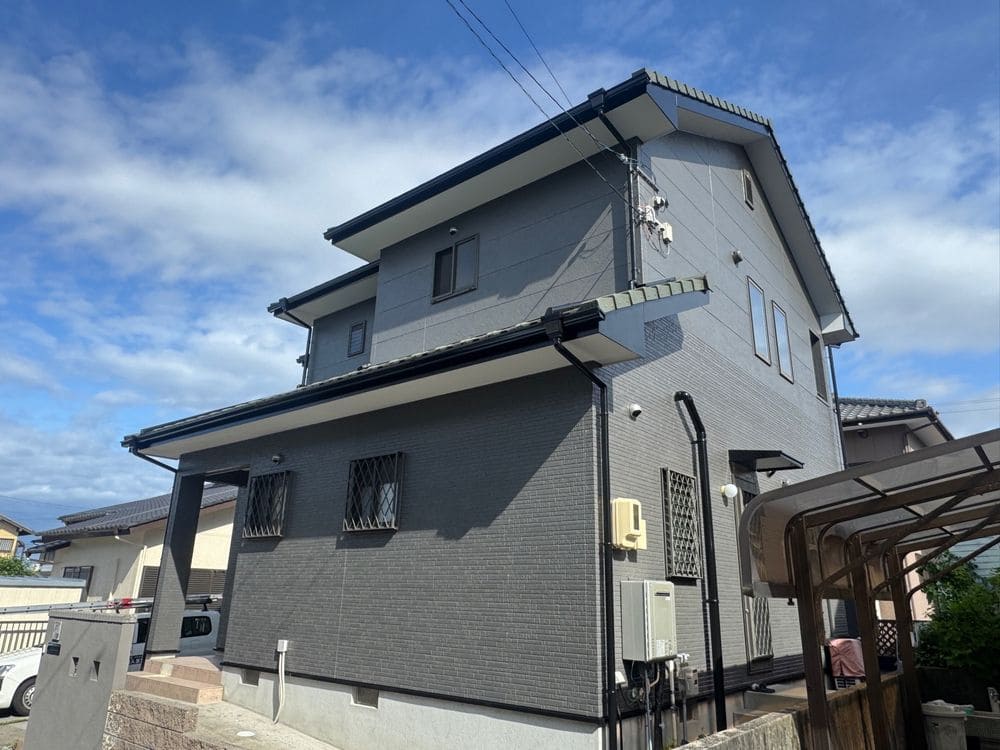 四日市市_U様_外壁全体③(施工後) 四日市市の外壁塗装をリペイント匠が施工した写真