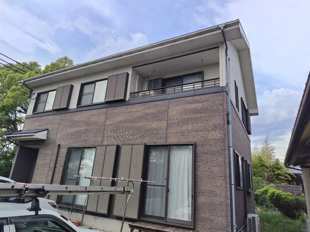鈴鹿市の外壁塗装、屋根塗装、防水工事をリペイント匠が施工した写真