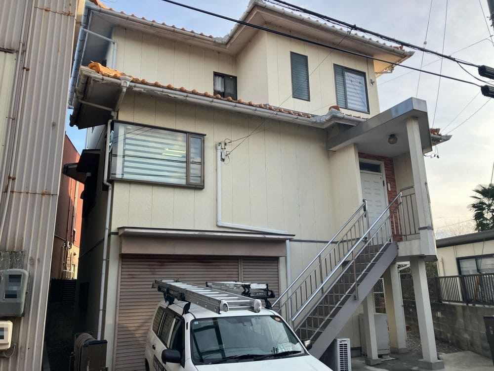 鈴鹿市の外壁塗装をリペイント匠が施工した写真