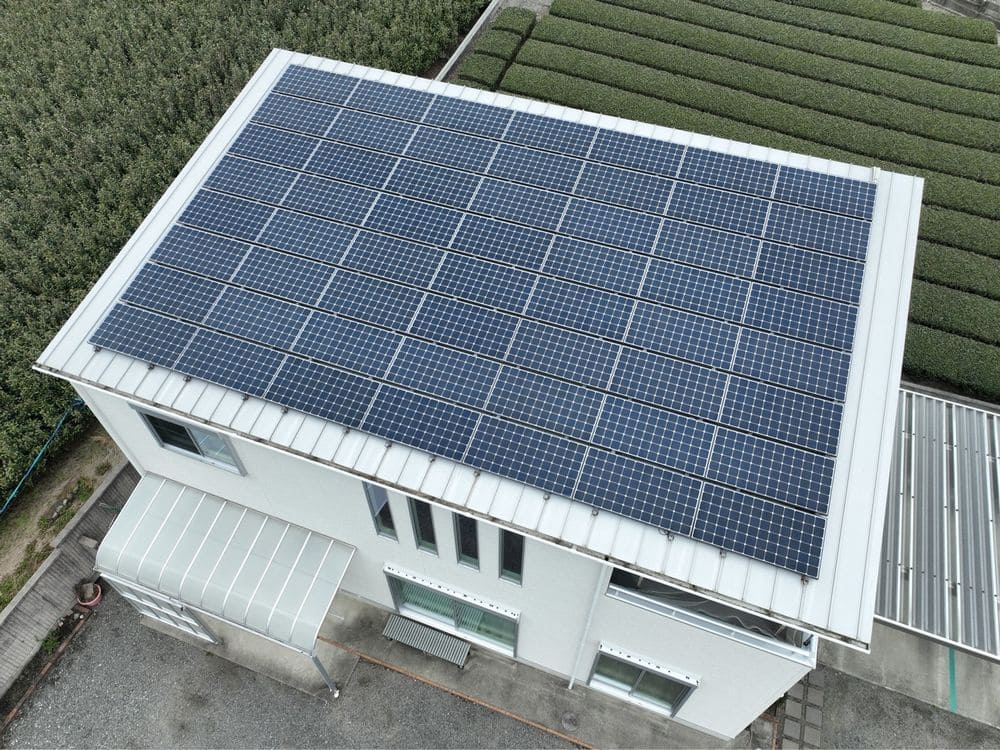 四日市市_K様_屋根全体(施工前) 四日市市の外壁・屋根塗装をリペイント匠が施工した写真