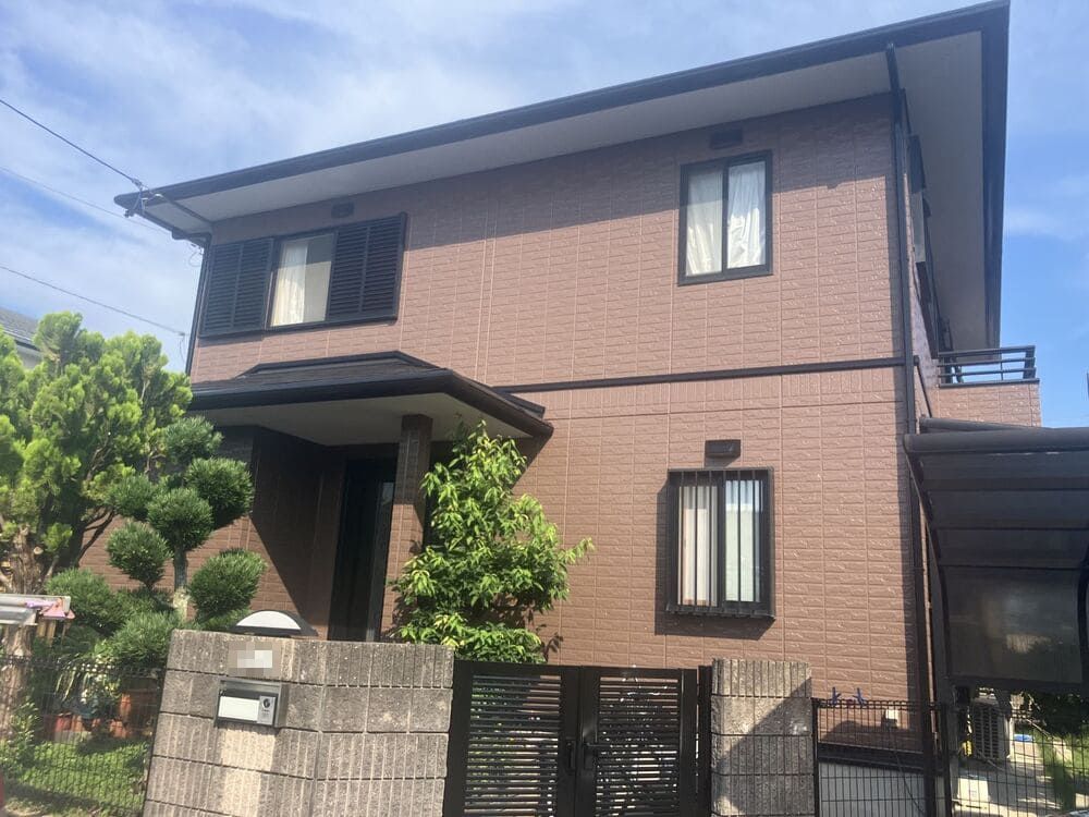 A様(津)施工後_外壁全体 津市の外壁塗装、屋根塗装をリペイント匠が施工した写真