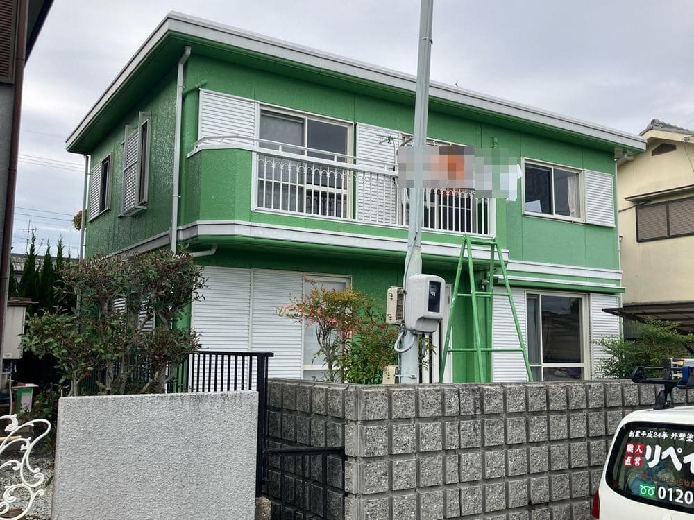 名張市の外壁塗装、屋根塗装をリペイント匠が施工した写真