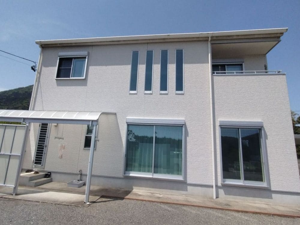 K様(四日市市水沢町)_施工前_外壁全体 (2) 四日市市の外壁塗装、防水工事をリペイント匠が施工した写真