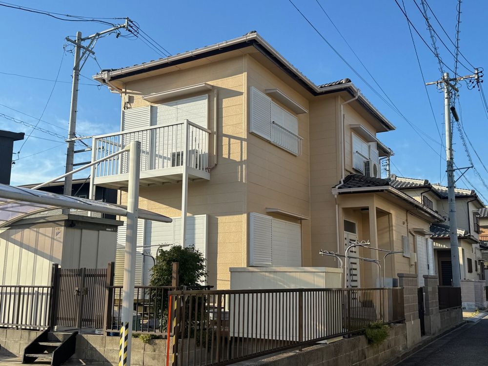 四日市市_M様_外壁全体2(施工後) 四日市市の外壁塗装をリペイント匠が施工した写真