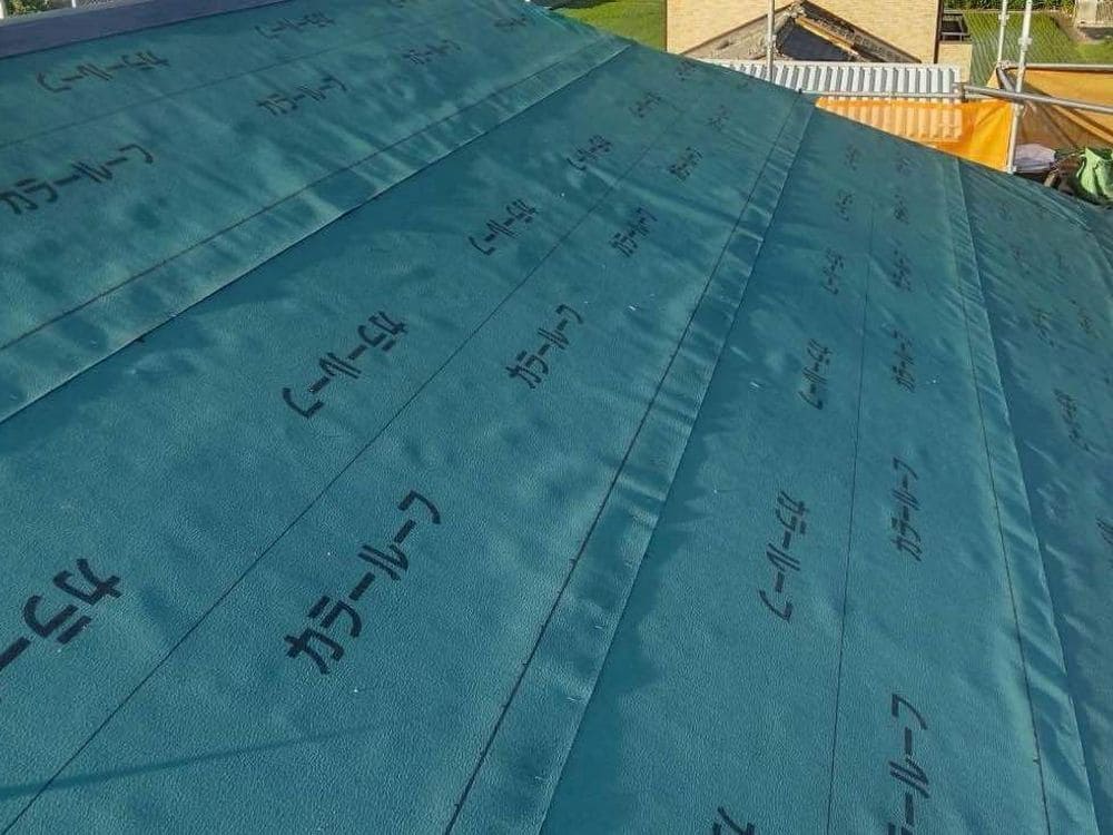 O様‗伊勢市‗屋根カバー‗ルーフィング貼り 伊勢市O様邸の屋根カバー工事のルーフィング貼り写真
