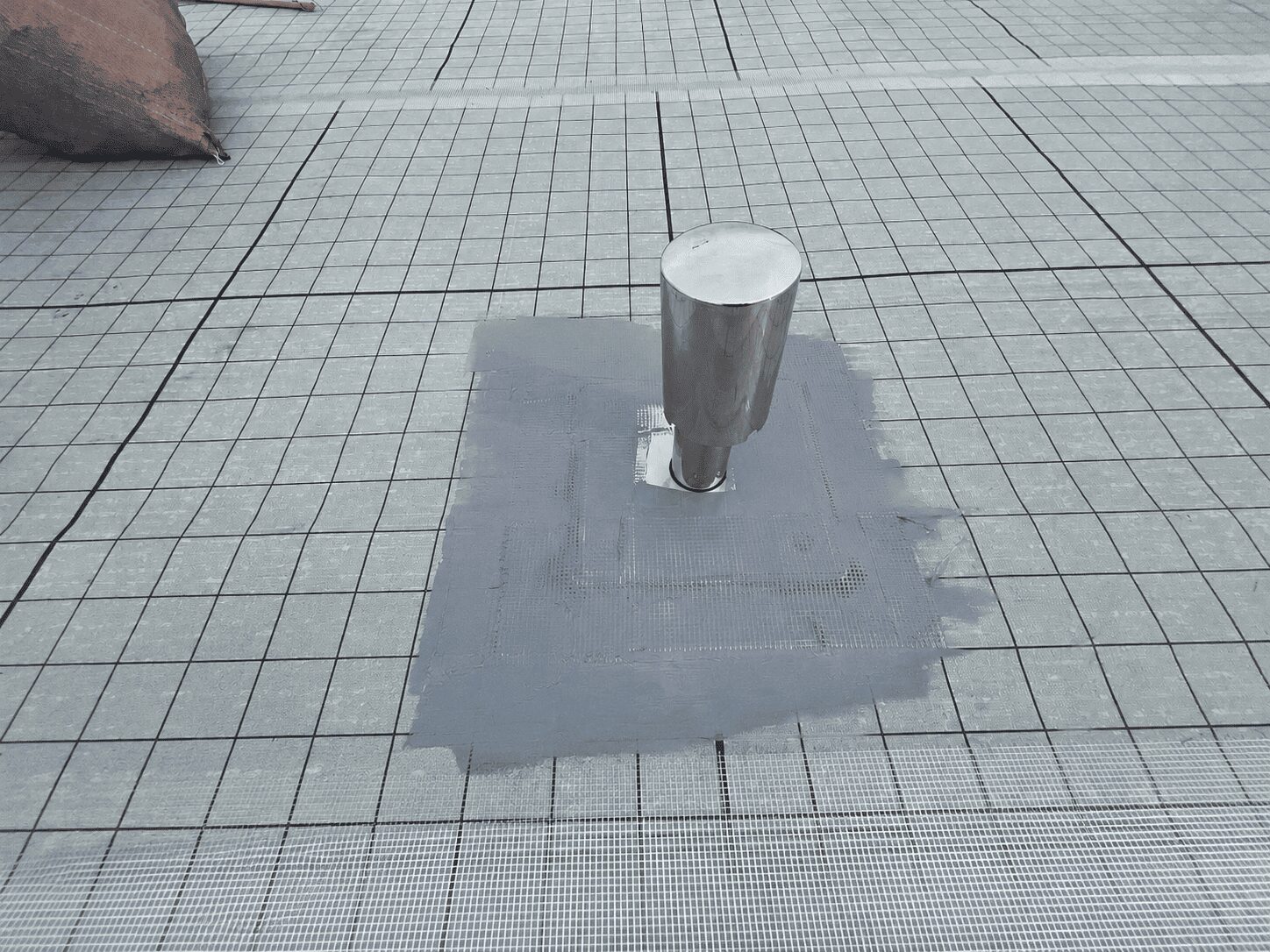 O様(名張市桔梗が丘)_防水(脱気筒設置) 名張市の防水工事をリペイント匠が施工した写真