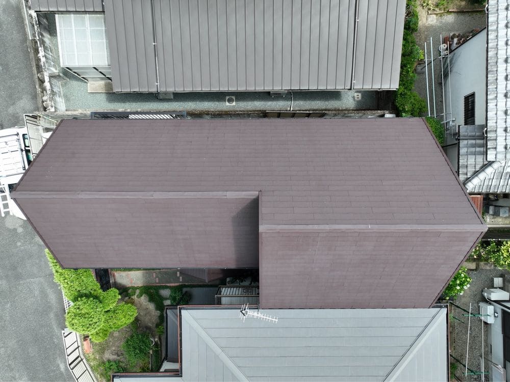名張市の屋根塗装をリペイント匠が施工した写真