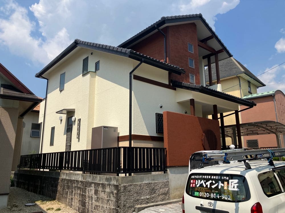 F様(亀山市みずきが丘)施工後_外壁全体 (2) (1) 亀山市で外壁塗装、防水工事をリペイント匠が施工した写真