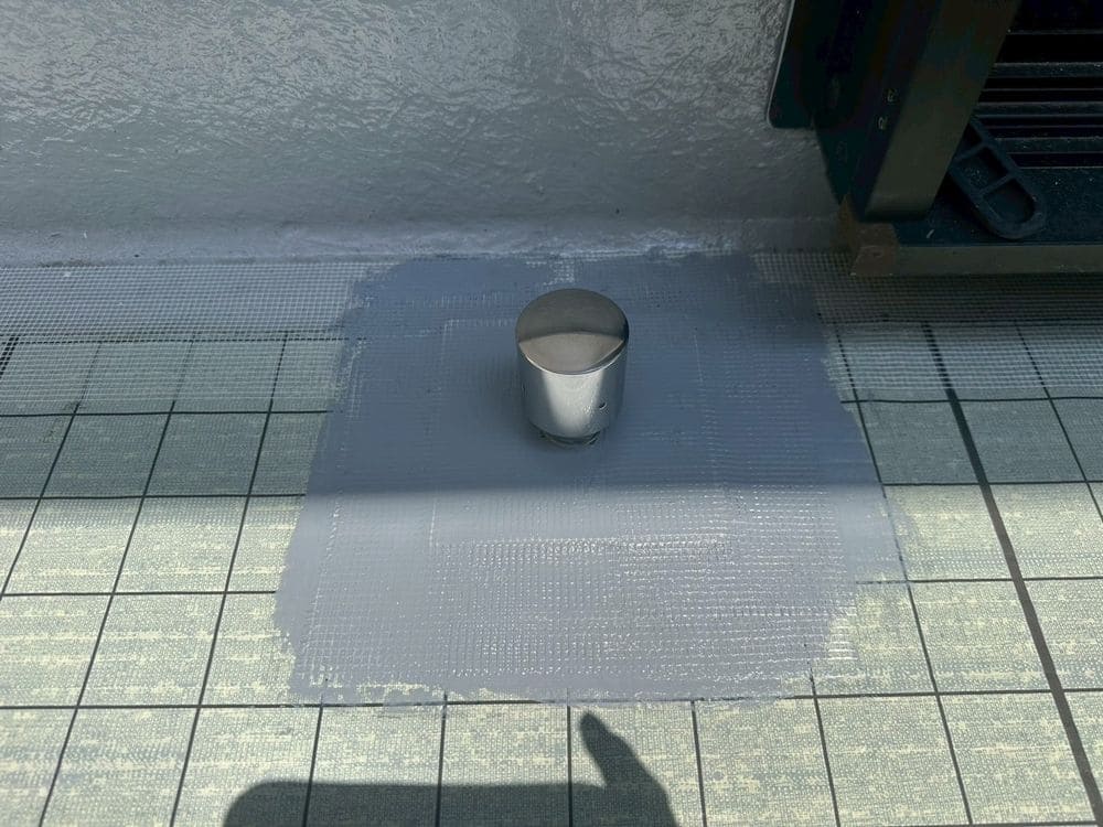 防水(脱気筒設置) 度会郡で外壁・屋根塗装と防水工事をリペイント匠が施工した写真