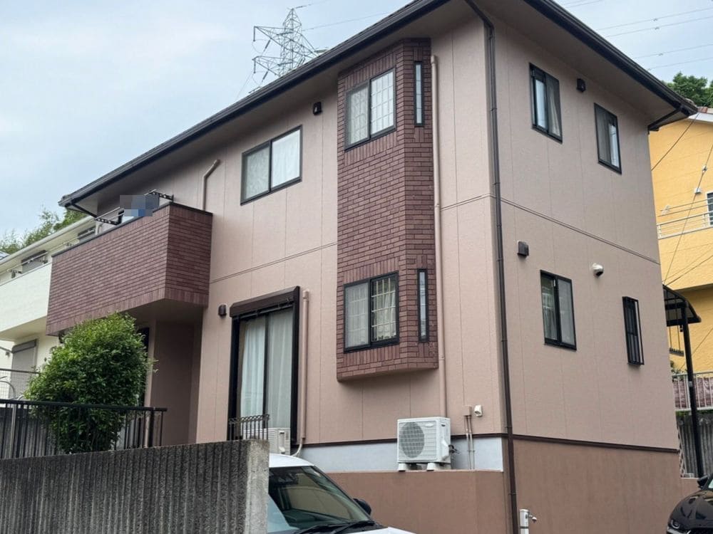 H様(四日市市日永)_施工後_外壁全体 四日市市の外壁塗装、防水工事をリペイント匠が施工した写真
