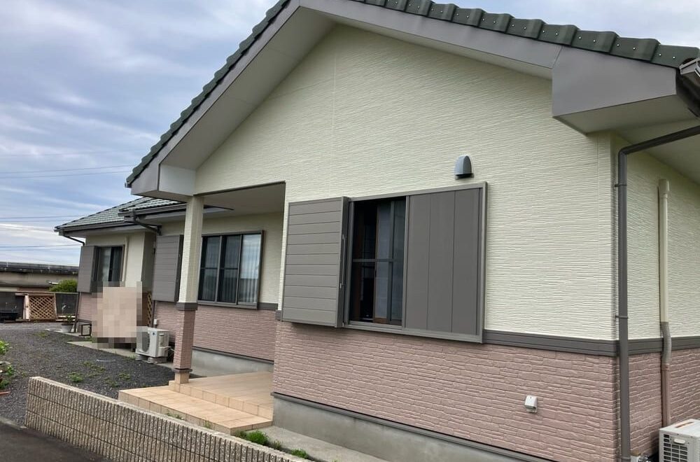 志摩市の外壁塗装をリペイント匠が施工した写真