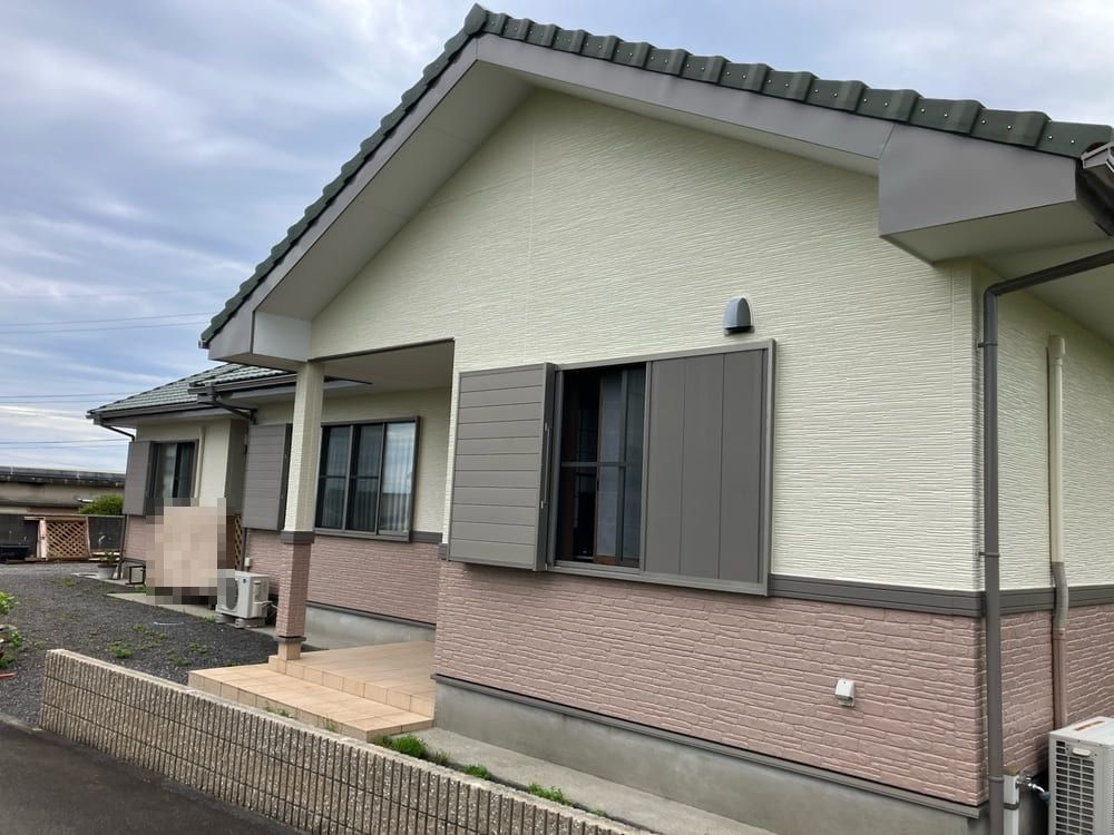 志摩市の外壁塗装をリペイント匠が施工した写真