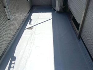 伊勢市の防水工事をリペイント匠が施工した写真
