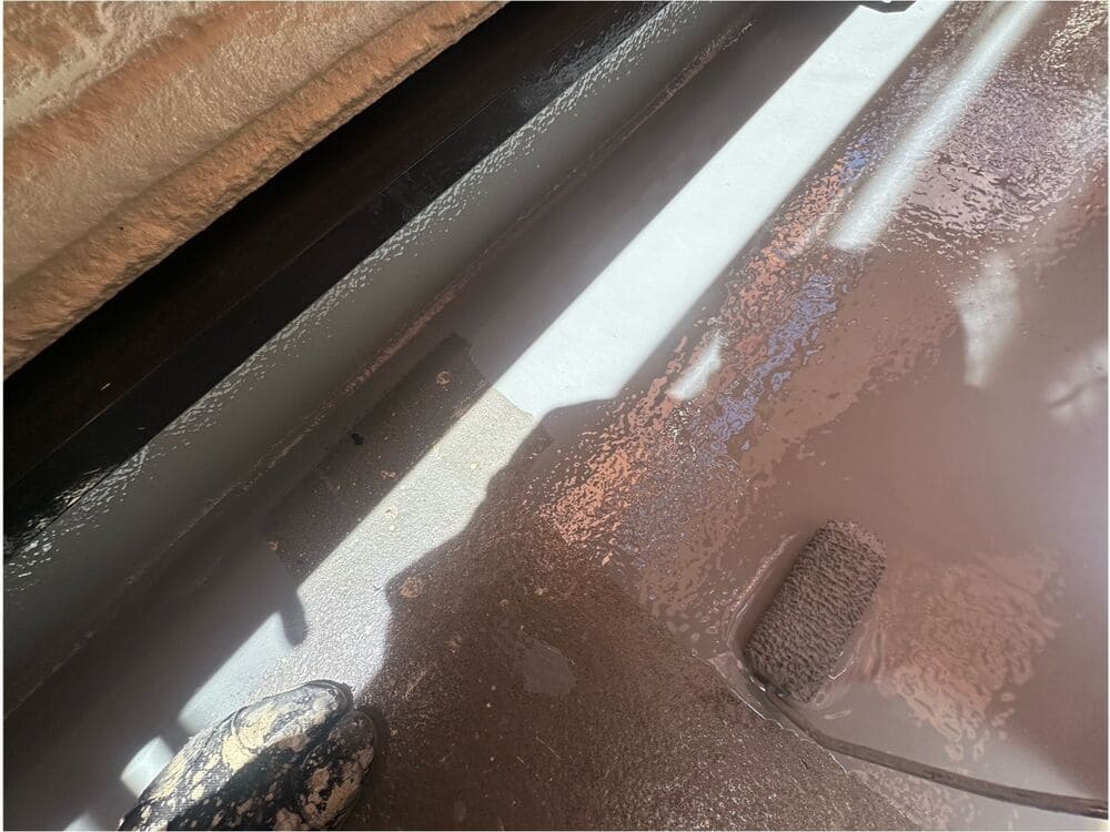 津市の外壁塗装、防水工事をリペイント匠が施工した写真