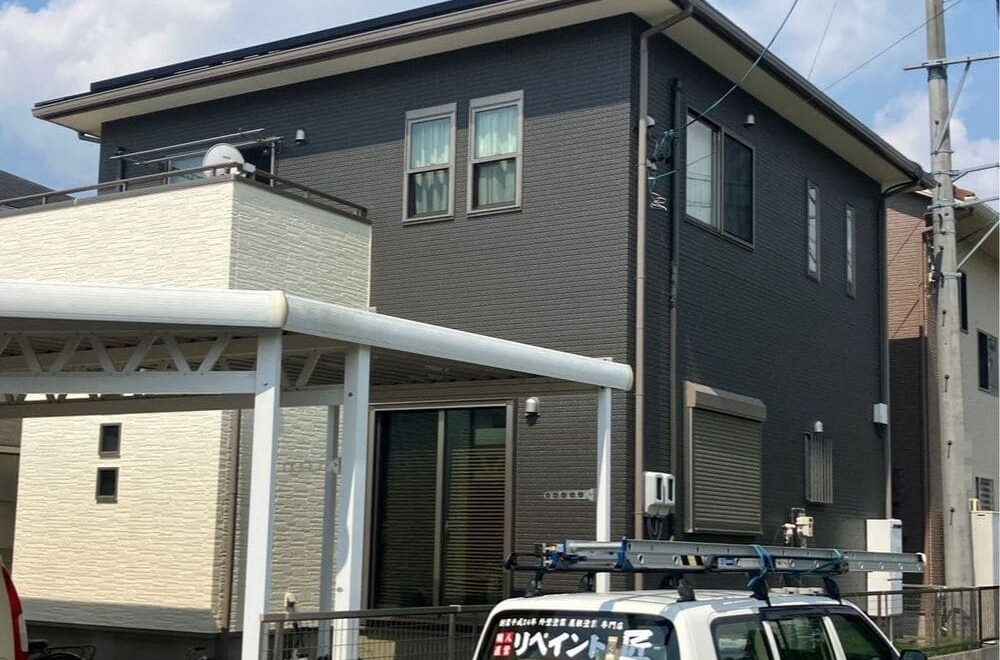 亀山市の外壁塗装、屋根塗装、防水工事をリペイント匠が施工した写真