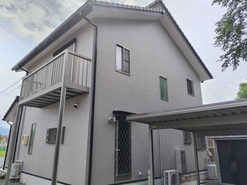 いなべ市の外壁塗装をリペイント匠が施工した写真