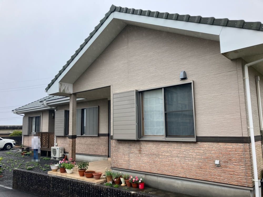 M様(志摩)_施工前_外壁全体 志摩市の外壁塗装をリペイント匠が施工した写真
