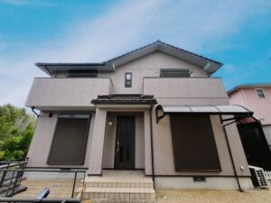 四日市市の外壁塗装をリペイント匠が施工した写真