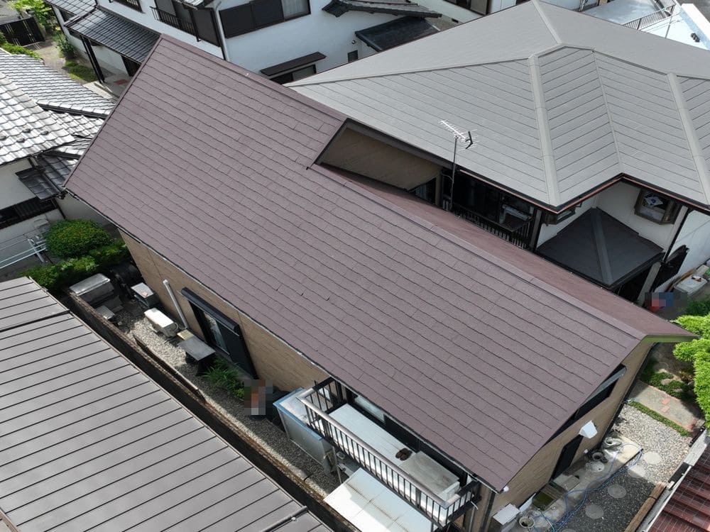 名張市の屋根塗装をリペイント匠が施工した写真