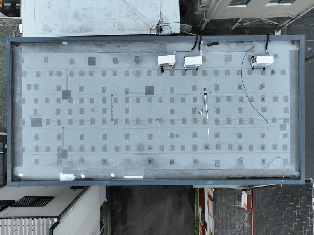津市の外壁塗装・防水工事をリペイント匠が施工した写真
