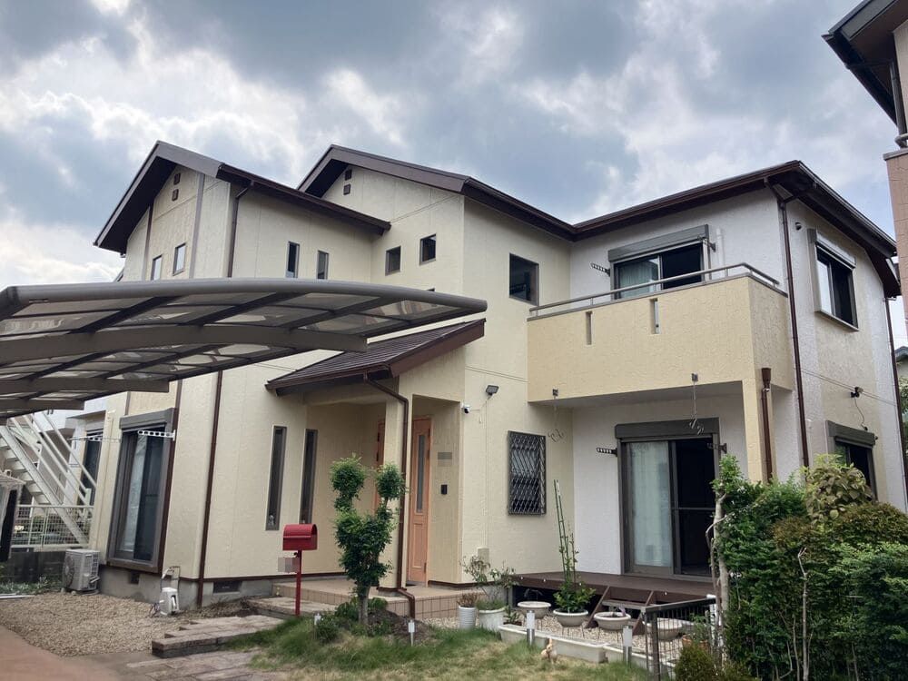 H様(津市)施工後_外壁全体 津市で外壁・屋根塗装をリペイント匠が施工した写真