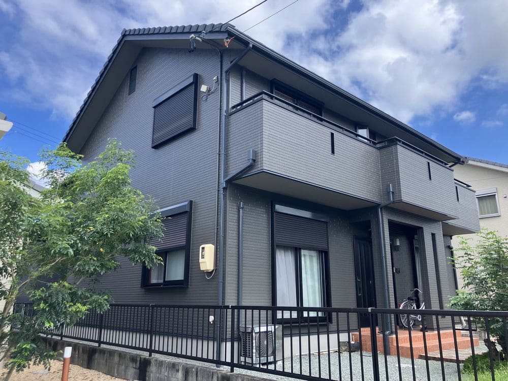 施工後_外壁全体 (1) 多気郡で外壁塗装と防水工事をリペイント匠が施工した写真