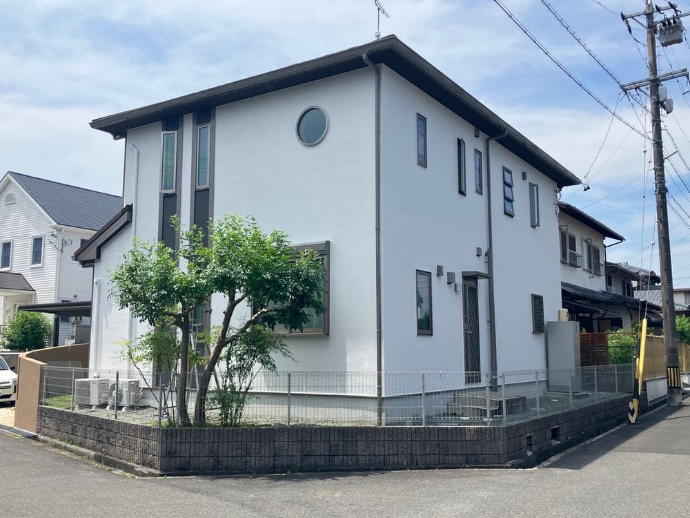 名張市の外壁塗装をリペイント匠が施工した写真
