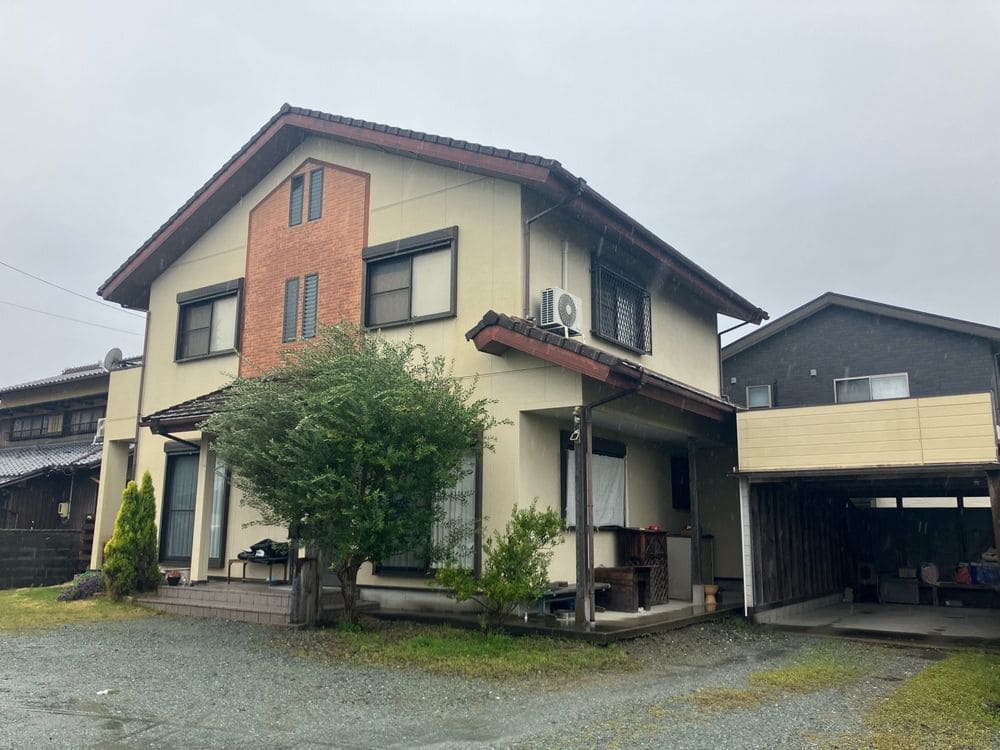 松阪市で外壁塗装をリペイント匠が施工した写真