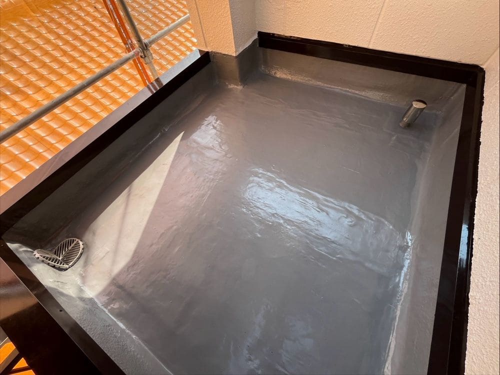 四日市市_Y様_防水②(施工後) 四日市市の防水工事をリペイント匠が施工した写真