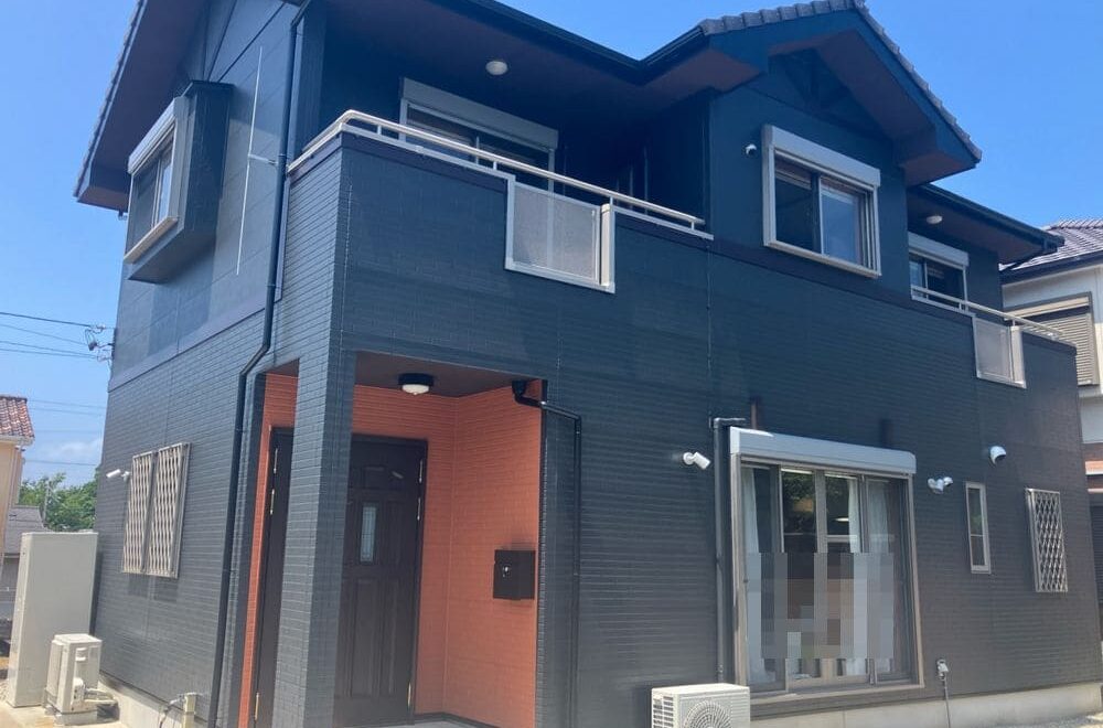 志摩市｜チャコールでおしゃれな住まいへ｜仕上がりも対応も大満足しています
