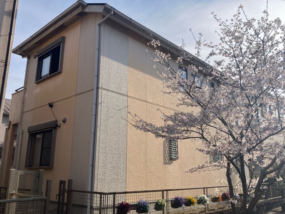 H様津市施工前_外壁全体 (2) 津市の外壁塗装、屋根塗装をリペイント匠が施工した写真