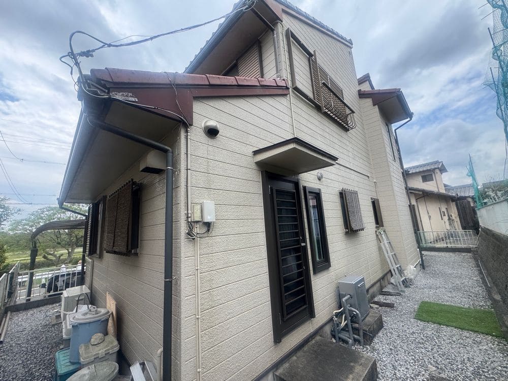四日市市の外壁・屋根塗装をリペイント匠が施工した写真