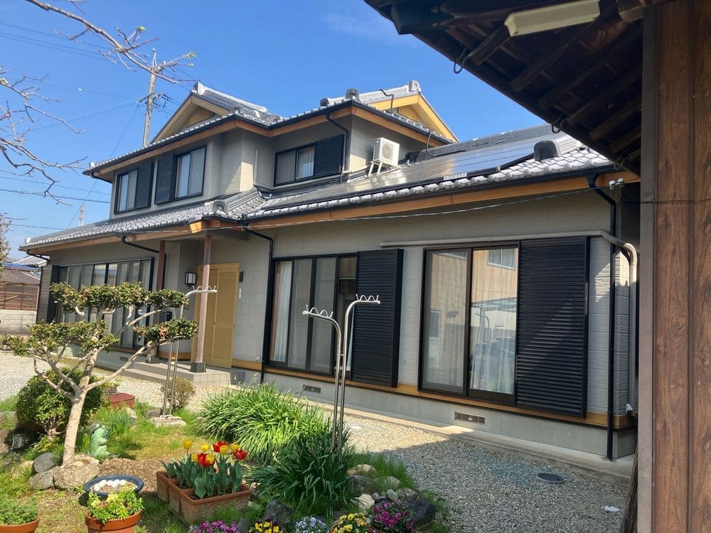 亀山市の外壁塗装をリペイント匠が施工した写真