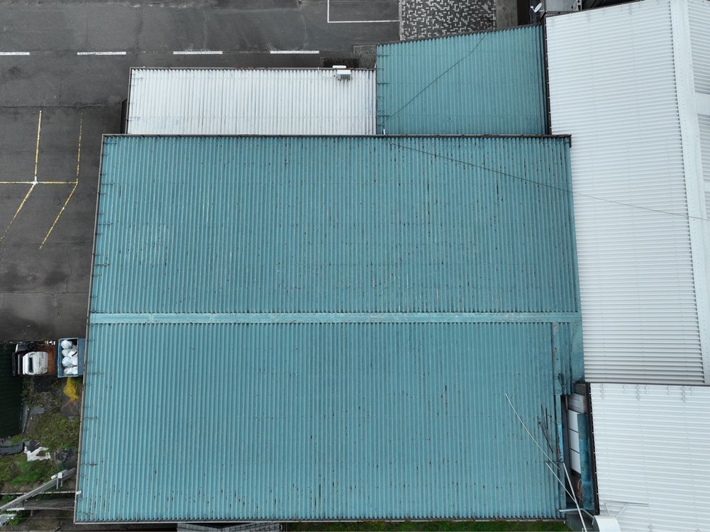 鈴鹿市_I様_屋根_施工前 鈴鹿市の屋根塗装をリペイント匠が施工した写真