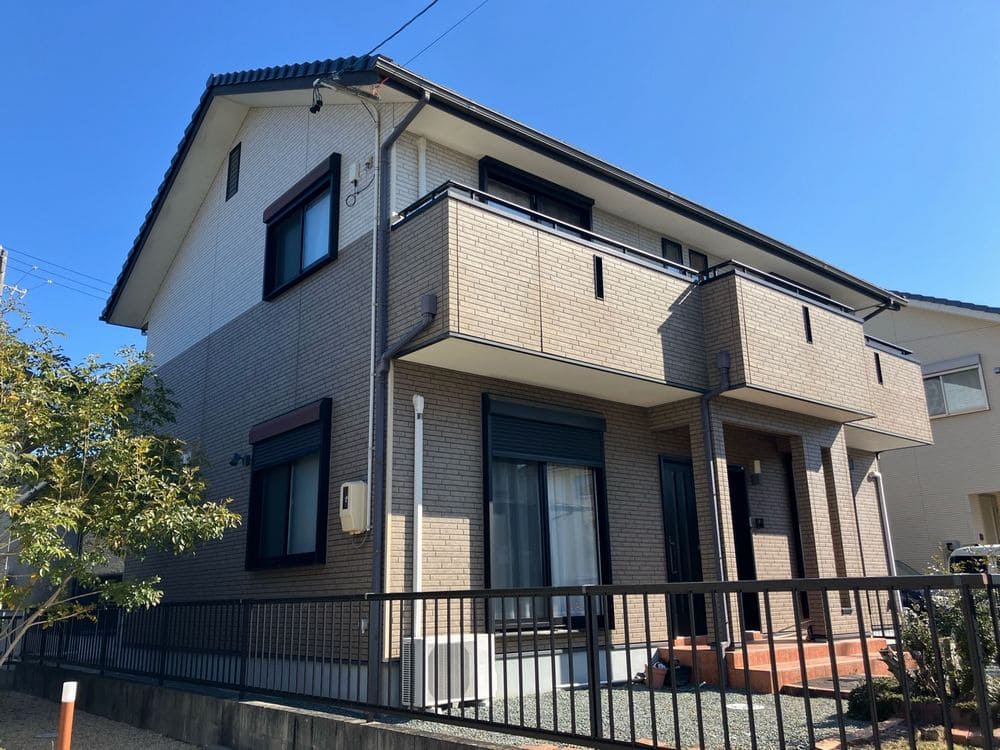 施工前_外壁全体 多気郡で外壁塗装と防水工事をリペイント匠が施工した写真