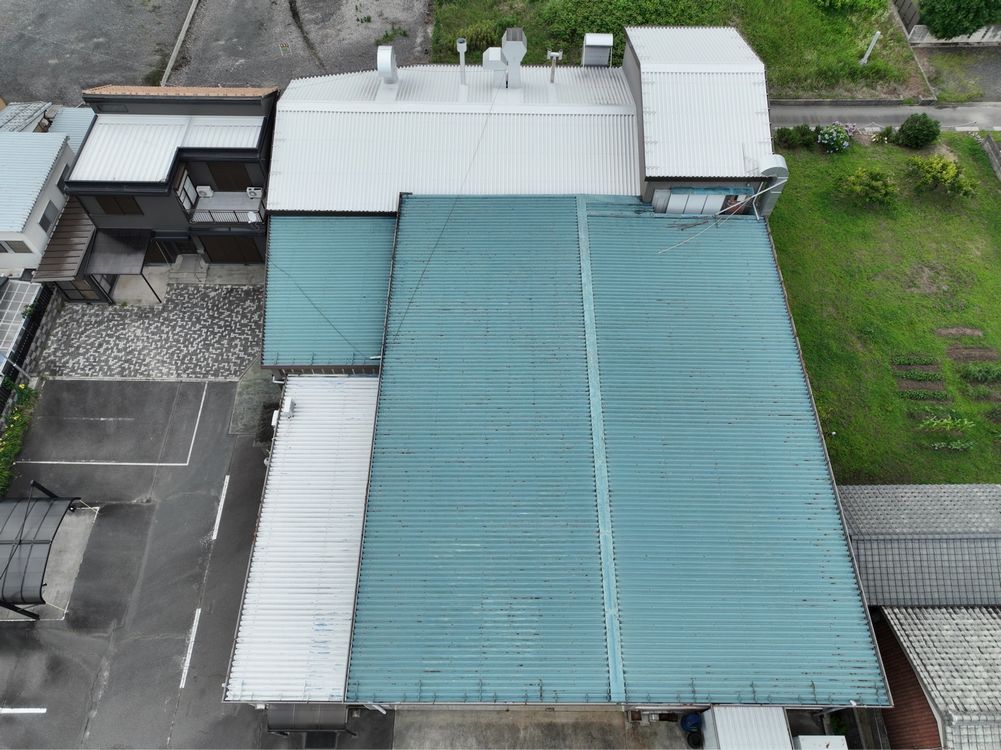 鈴鹿市_I様_屋根_施工前 (2) 鈴鹿市の屋根塗装をリペイント匠が施工した写真