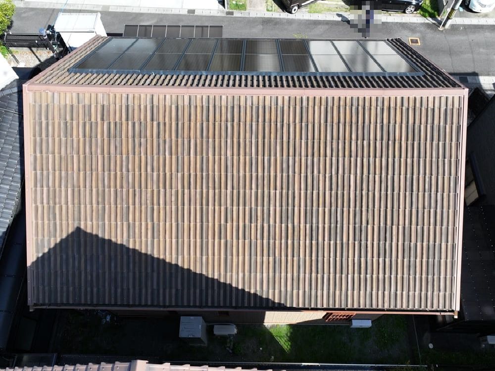 O様(津)施工前_屋根全体 (3) 津市の外壁・屋根塗装をリペイント匠が施工した写真