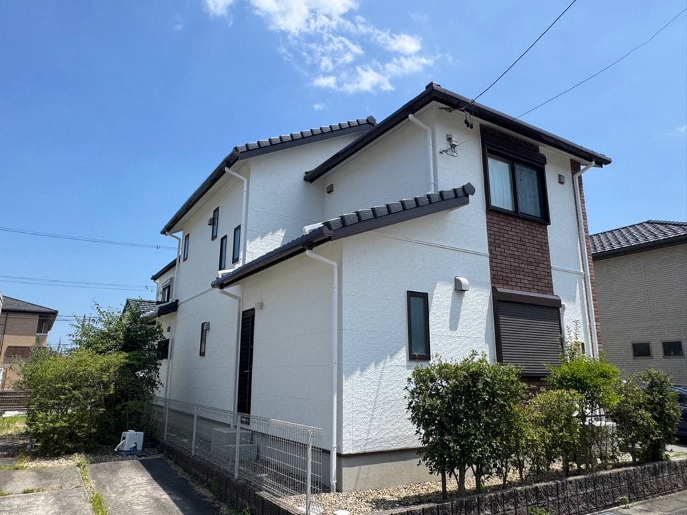 四日市市_M様_外壁全体4(施工後) 四日市市の外壁塗装をリペイント匠が施工した写真