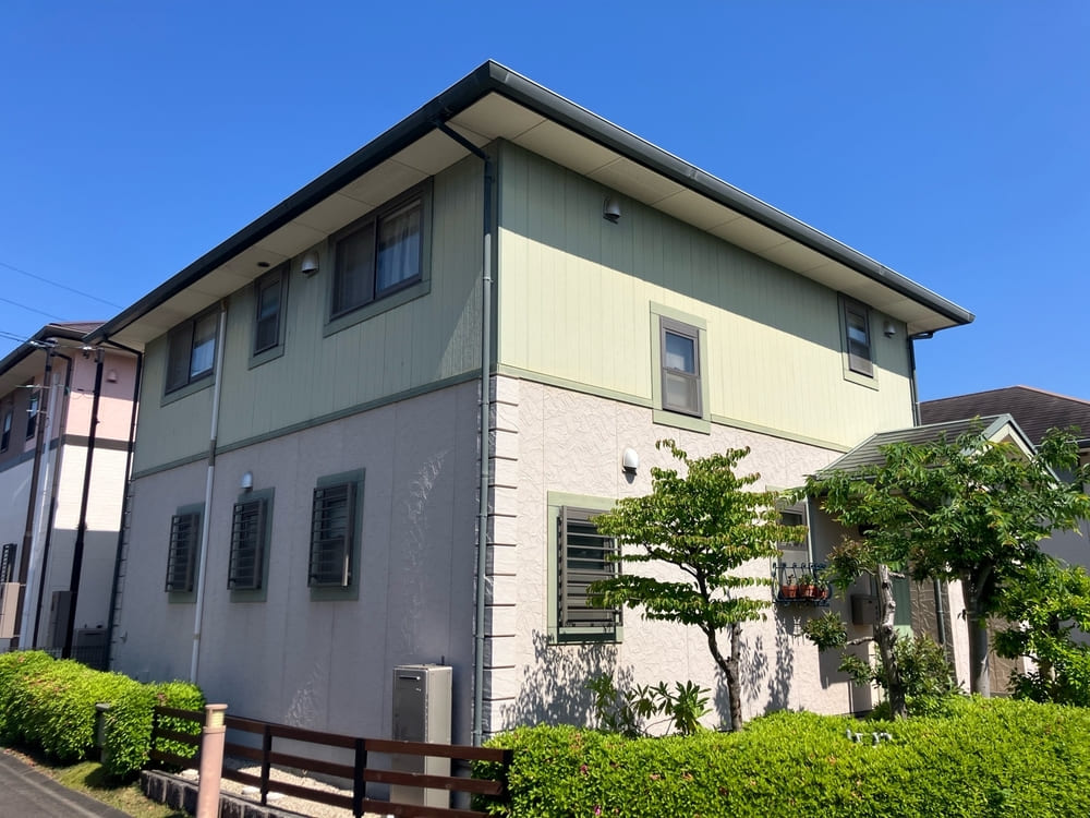津市の外壁・屋根塗装をリペイント匠が施工した写真