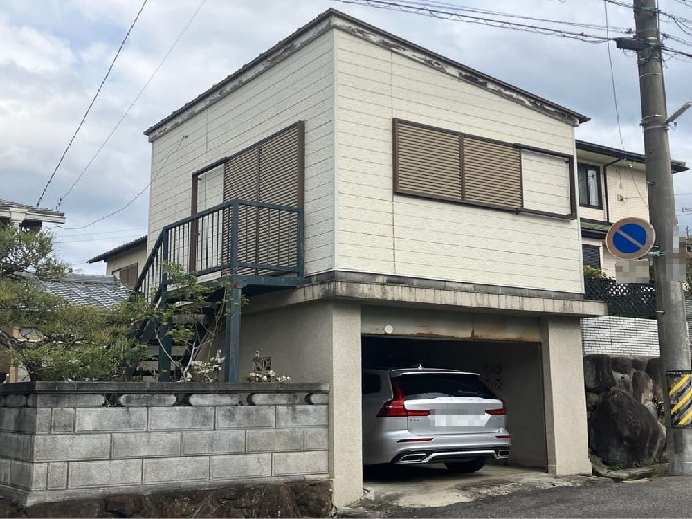 I様(名張)車庫-施工前 名張市の外壁・屋根塗装をリペイント匠が施工した写真