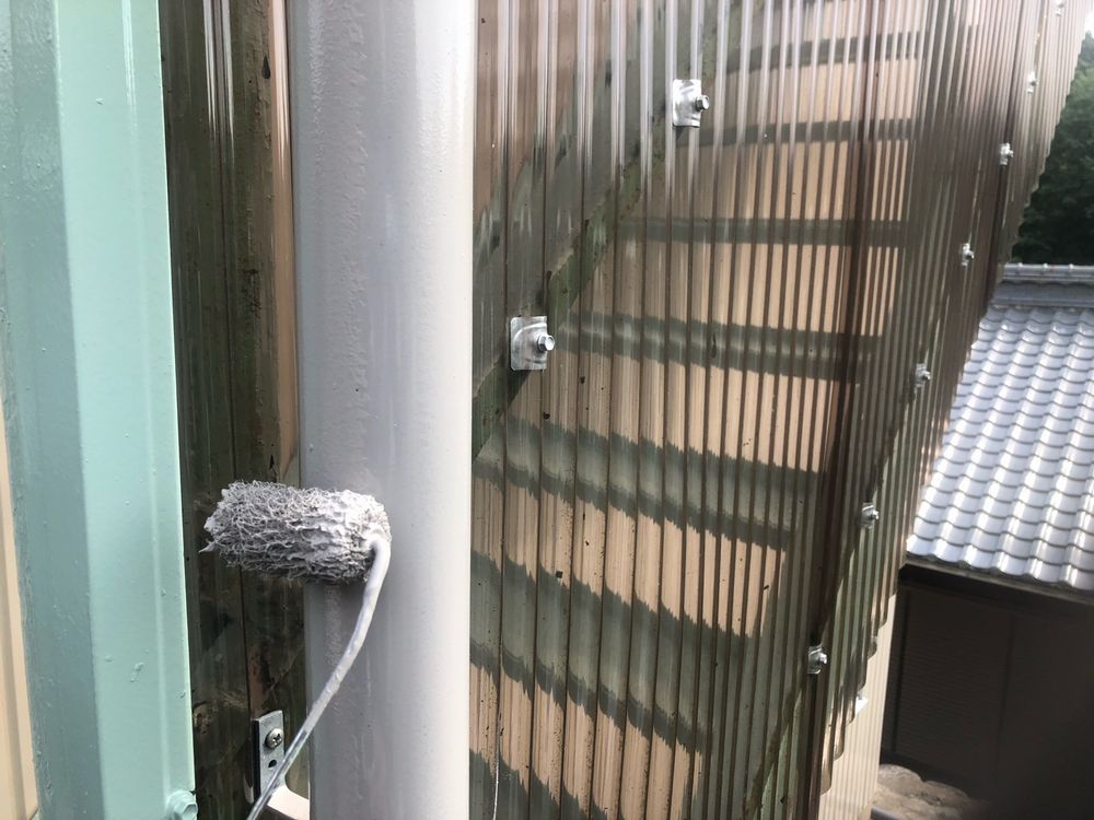 亀山K様樋上 亀山市の外壁塗装、屋根塗装をリペイント匠が施工した写真
