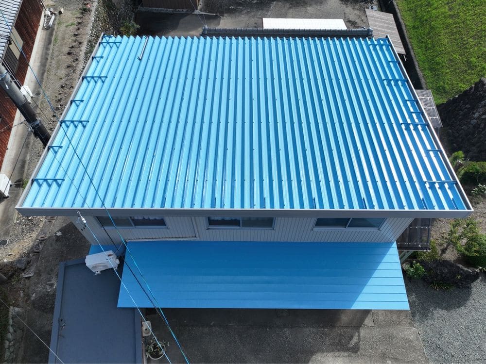 亀山K様施工後屋根① 亀山市の外壁塗装、屋根塗装をリペイント匠が施工した写真