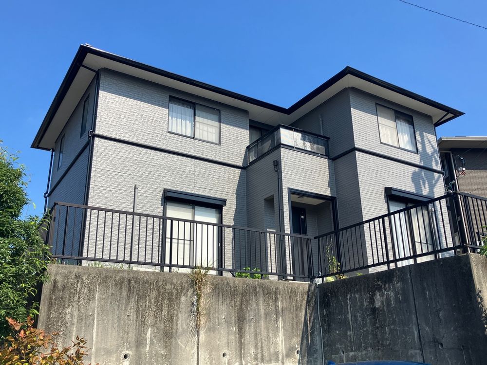 四日市市_M様_外壁全体2(施工後) 四日市市M様邸の外壁・屋根塗装写真