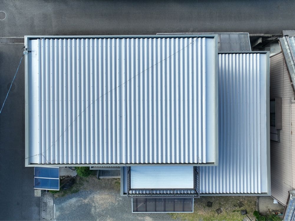 鈴鹿市_K様_施工後_屋根 鈴鹿市の外壁塗装、屋根塗装をリペイント匠が施工した写真