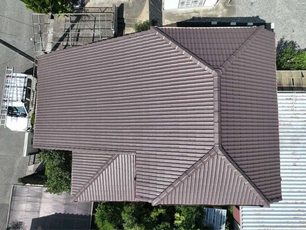 四日市市の屋根塗装をリペント匠が施工した写真